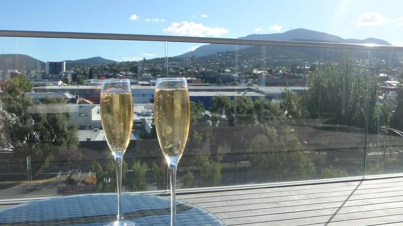 Quarry House Luxury Retreat Apartment Hobart